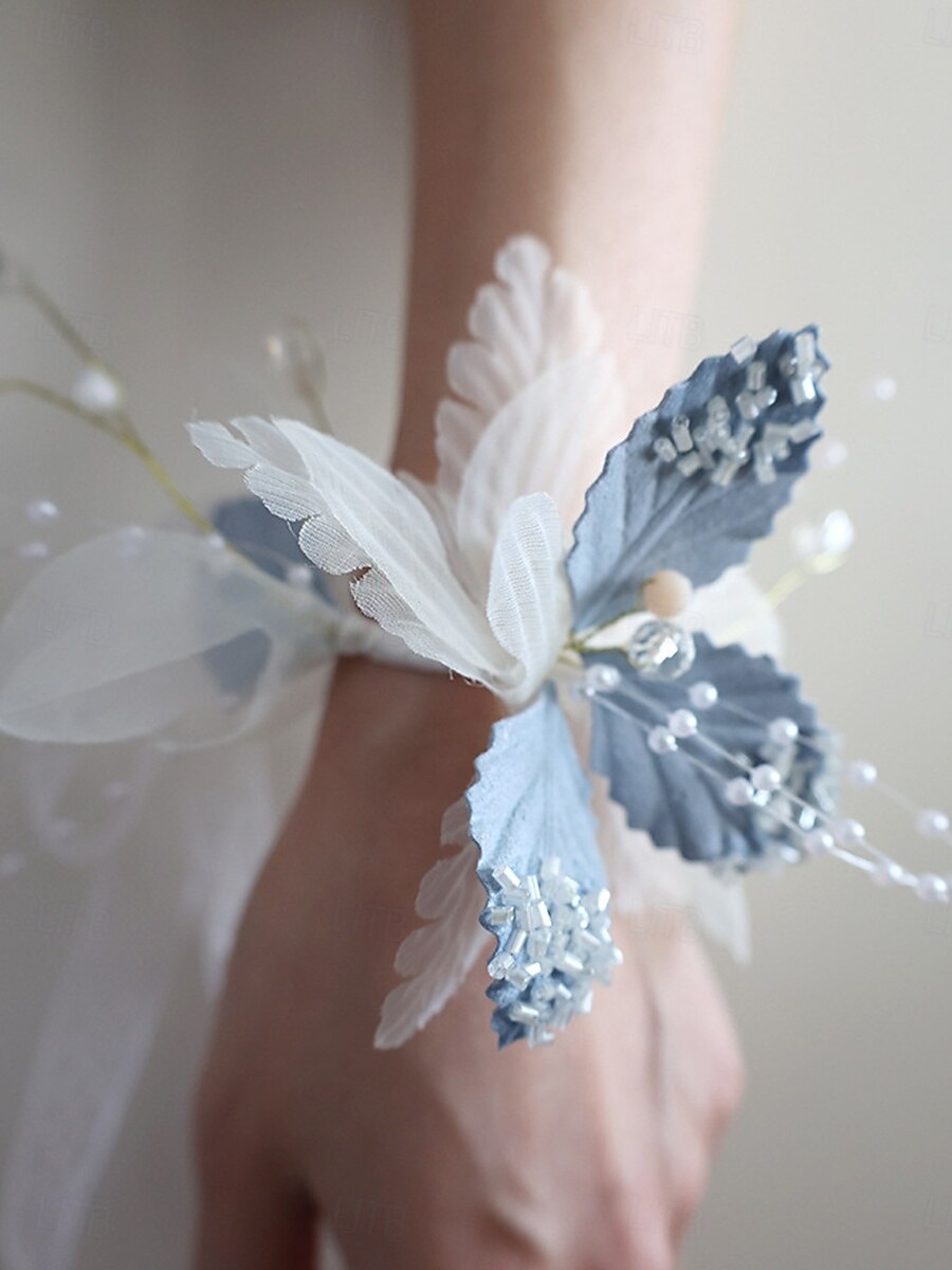 Fleurs de poignet de mariage Petit bouquet de fleurs au poignet Mariage / Soirée / Fête Tissus A Fleurs de 2025 ? $29.99 –P4