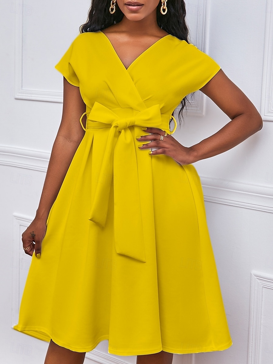 Kentucky Derby Dámské Midi šaty Áčkové šaty Letní šaty Fit A Flare šaty Semiformální šaty Kentucky Derby Svatební host Koktejlový večírek Běžný Grafika Krátký rukáv Do V Černá Bílá Žlutá Rubínov 2025 - $39.99 –P10