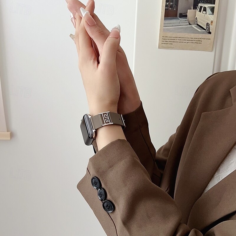 Solo loop Kompatibel med Apple Watch-klokkereim 38mm 40mm 41mm 42mm 44mm 45mm 49mm Justerbar PU-lær Erstatningsklokkerem til iwatch Ultra 2 Series 9 8 7 SE 6 5 4 3 2 1 2025 - $23.99 –P8