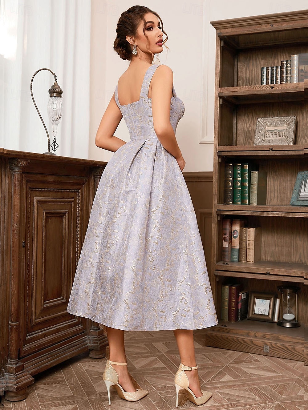 Brocade A-Lijn Cocktailjurken Feestjurk Bruiloft Bruiloft Gast Thee Lengte Mouwloos Vierkante Hals Polyester met Bloemen Jurken Bruiloft Gast Jurk 2025 - $128.99 –P2