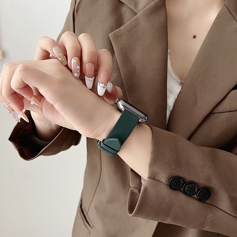 Solo loop Kompatibel med Apple Watch-klokkereim 38mm 40mm 41mm 42mm 44mm 45mm 49mm Justerbar PU-lær Erstatningsklokkerem til iwatch Ultra 2 Series 9 8 7 SE 6 5 4 3 2 1 2025 - $23.99 –P7