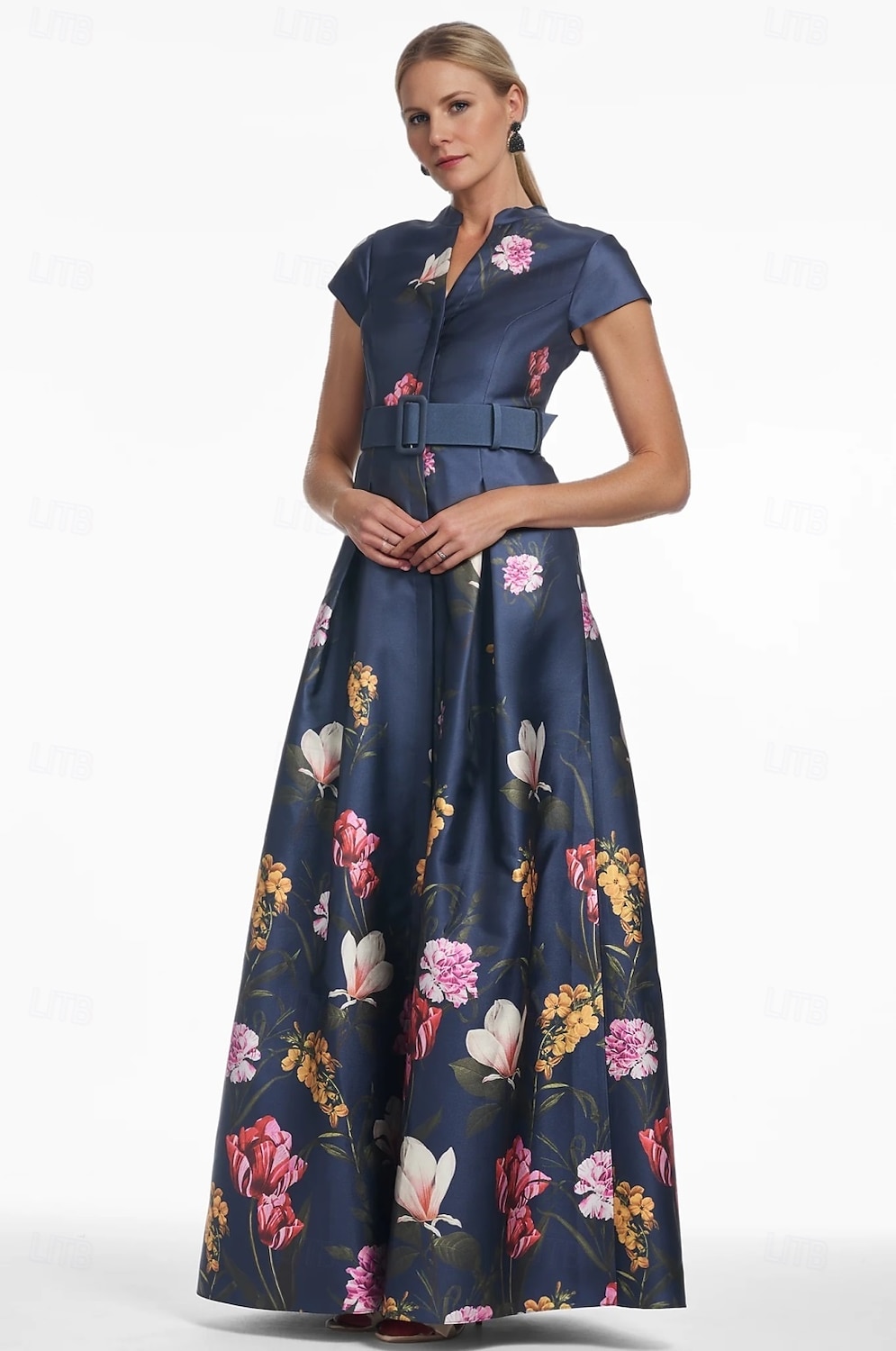 Vestido de Festa A-Line com Fenda Alta para Convidadas de Casamento Comprimento de Chão Manga Curta Decote V Bolso de Cetim com Estampa Floral Vestido com Fenda Vestido para Dia de Corrida Vestido de 2025 por $179.99 –P3