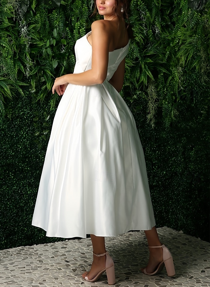 Robe blanche de graduation de fiançailles robe de mariage A-Line une épaule sans manches longueur thé en satin robes de mariée avec poche de 2025 ? $146.99 –P2