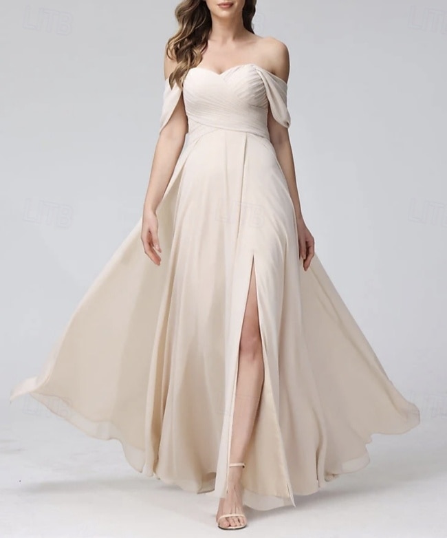 Abito da damigella A-Line scollo a cuore maniche corte elegante lunghezza a terra chiffon con spacco frontale  arricciature del 2025 a $154.99 –P3