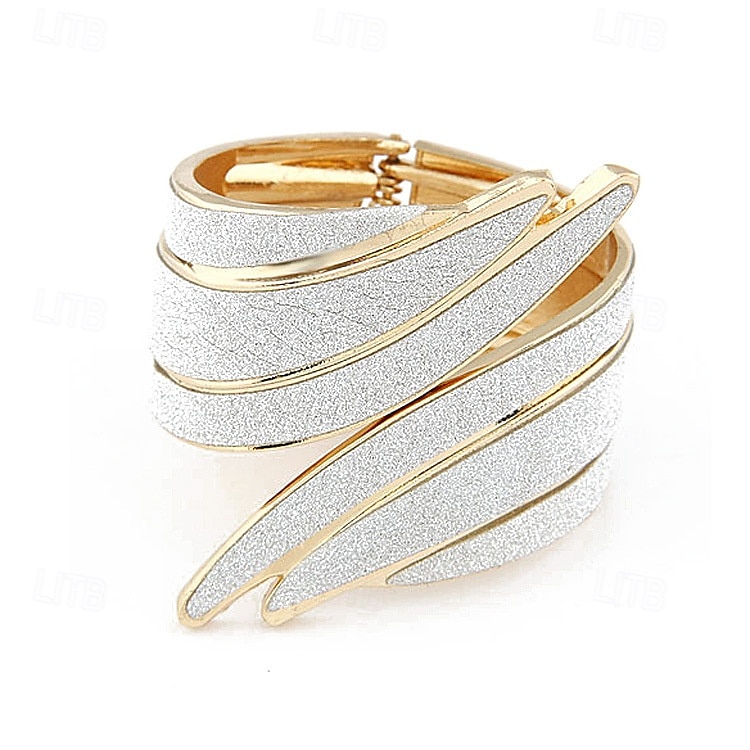 klassieke vleugels mode statement gepersonaliseerde legering armband sieraden zilver / goud / paars-blauw-wit voor bruiloft kerst verloving festival 2025 - $17.99 -P4