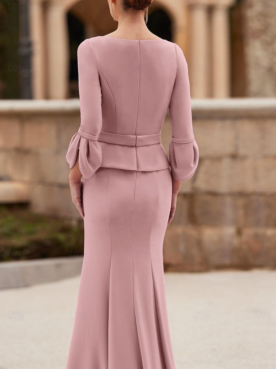 Meerjungfrau  Trompete Mutter der Braut Kleid Elegantes Rundhals Bodenlänge Chiffon Krepp 3/4-Länge Ärmel mit Kristallbrosche 2025 2025 - $171.99 –P2