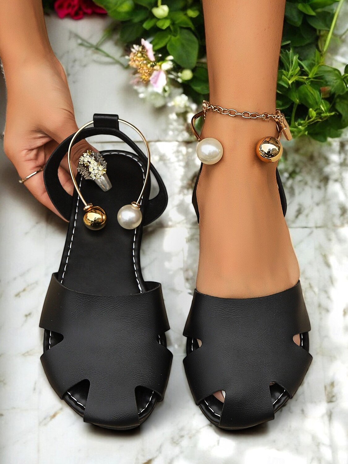 sandali bassi beige da donna con design ritagliato – eleganti scarpe aperte con cinturino posteriore per look estivi, casual e da vacanza del 2026 a $24.99 –P1