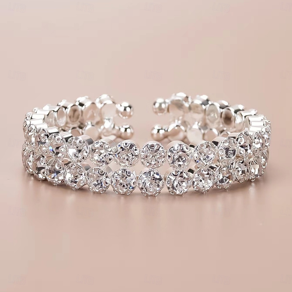Dame Mansjettarmbånd Fancy Dyrebar Luksus Legering Armbånd Smykker Sølv Til Fest 2025 - $14.99 –P1