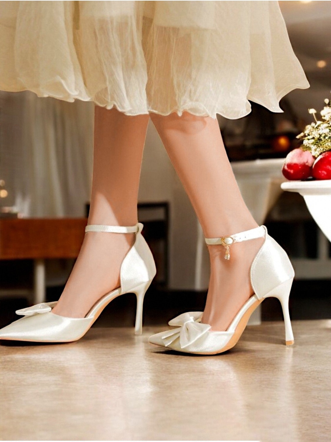 Champagnerfarbene Pumps mit Fesselriemchen und Schleife – elegante Damen-Stilettos mit spitzer Spitze für Hochzeiten und besondere Anlässe 2025 - $54.99 –P3