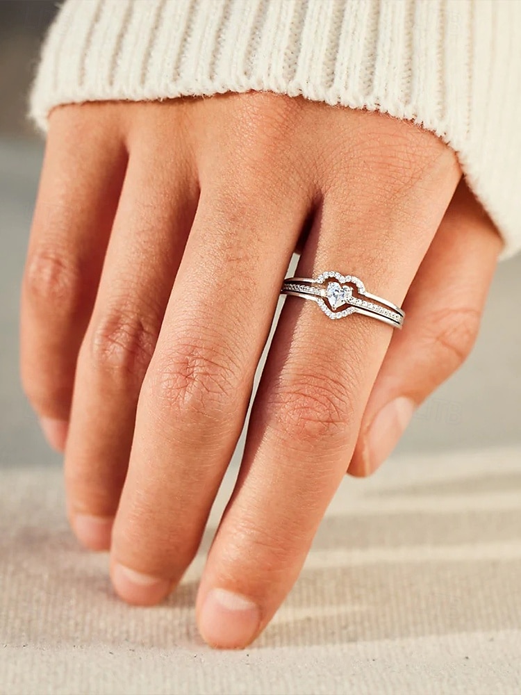Women's rose gold plated heart ring with cubic zirconia - an elegant engagement ring for a special occasion 2025 - $9.99 –P2