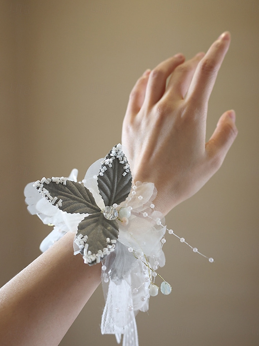 Fleurs de poignet de mariage Petit bouquet de fleurs au poignet Mariage / Soirée / Fête Tissus A Fleurs de 2025 ? $29.99 –P3