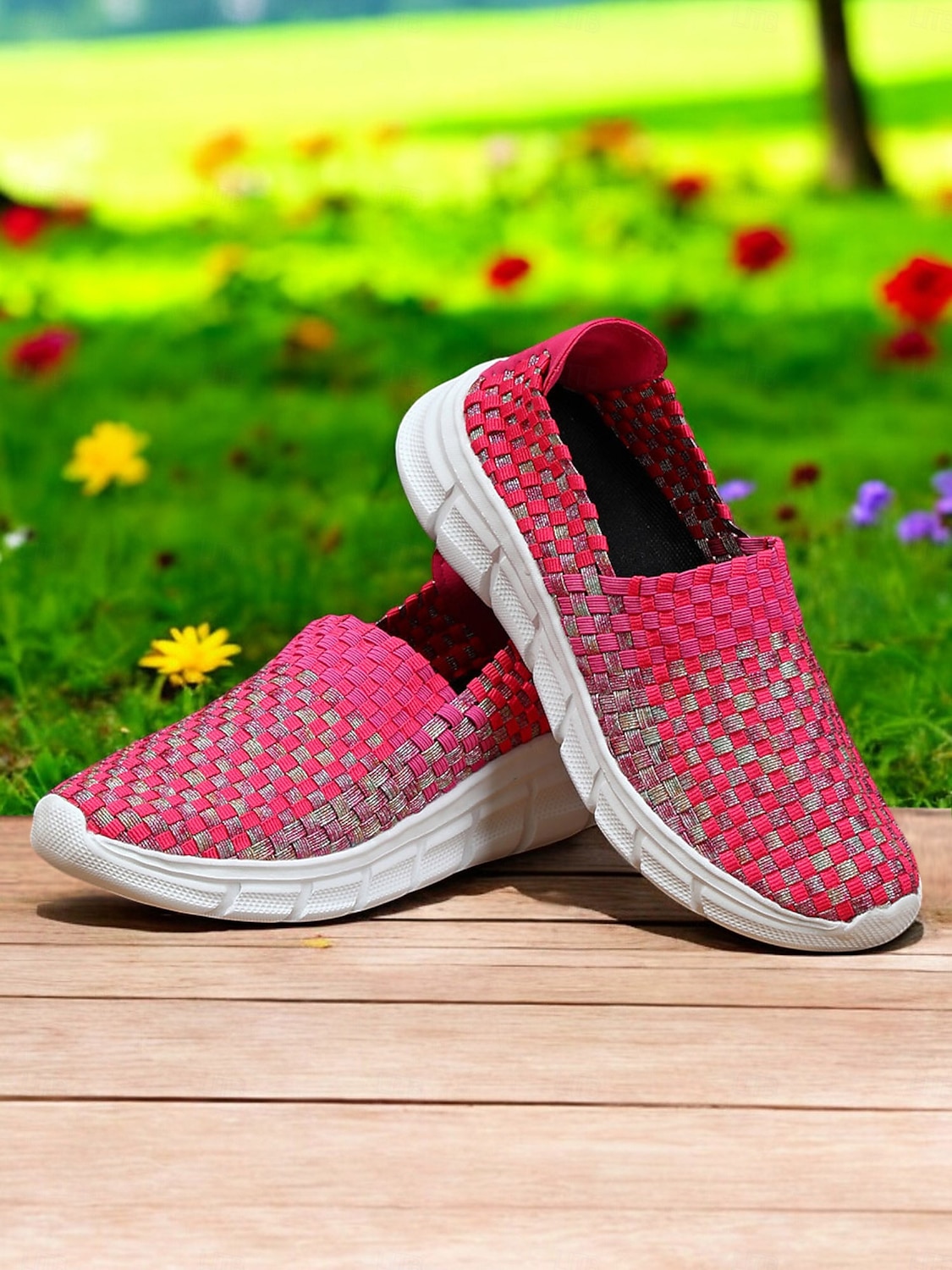 2025年 女性用スリッポンスニーカー - 通気性のある織りデザインと快適なソールで、春夏のカジュアルなお出かけに最適です。  コレクション – $32.99 –P7