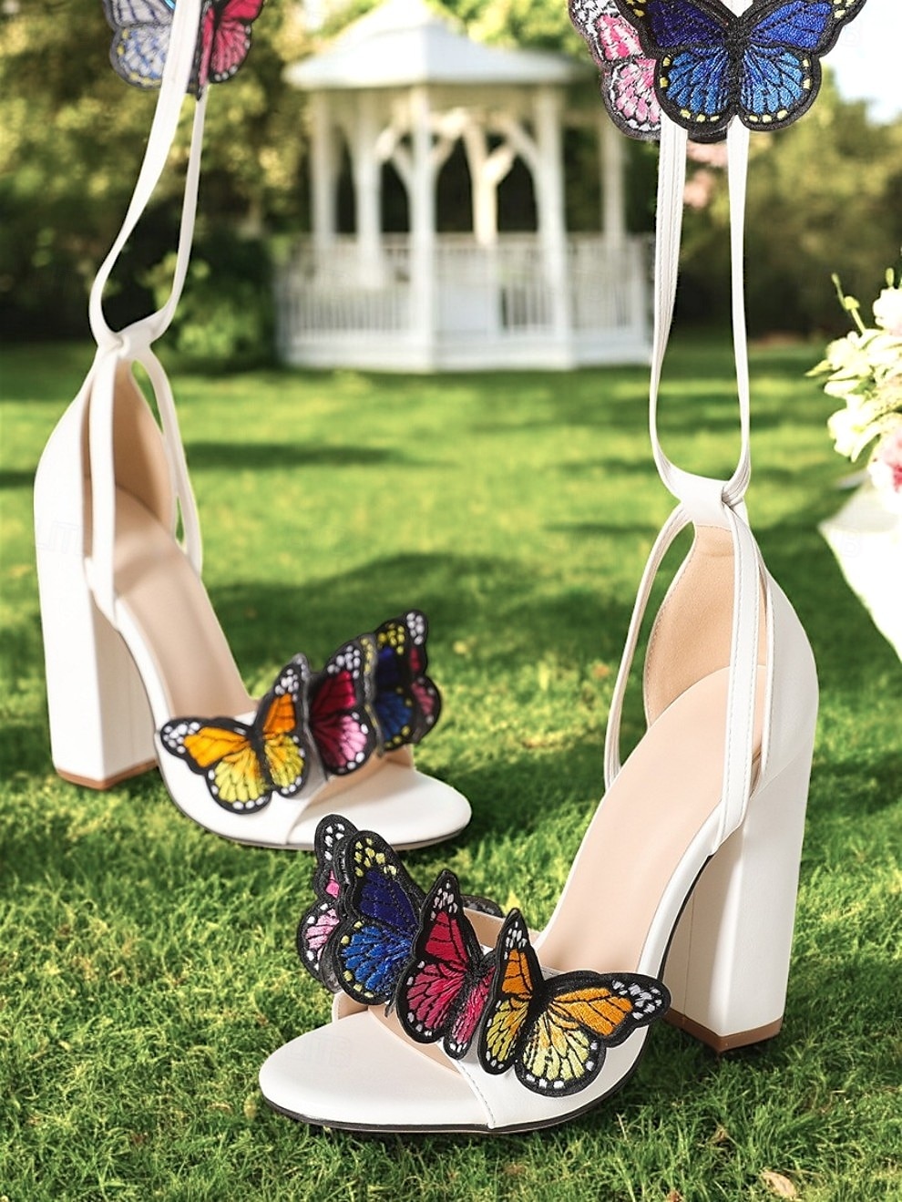 sandali con tacco alto decorati con farfalle nere per donna – design con lacci e cinturini, dettagli colorati a farfalla, perfetti per feste, matrimoni e occasioni speciali del 2025 a $46.99 –P3