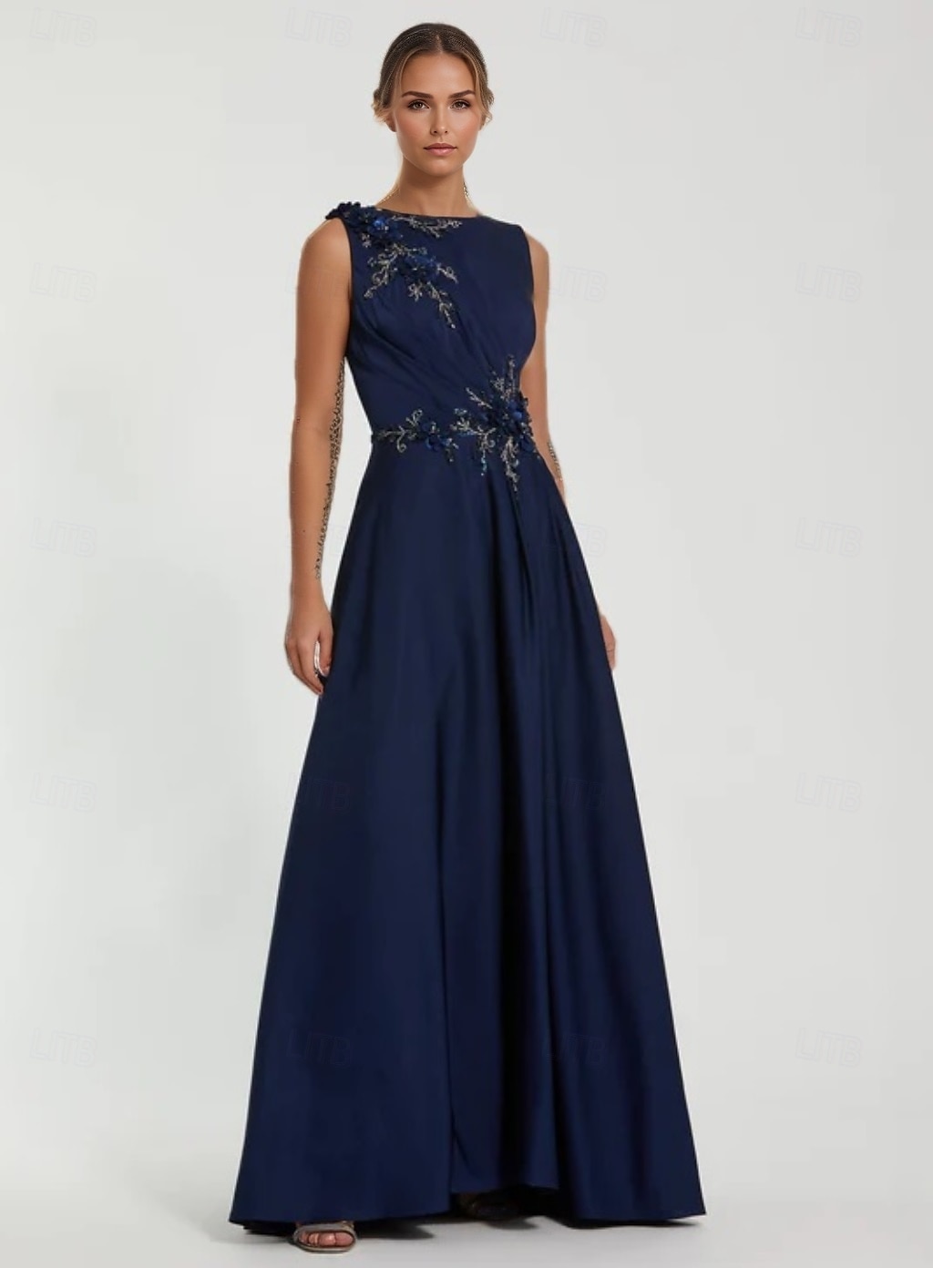 Robe de soirée A-Line verte robe élégante mariage formel longueur au sol sans manches col bijou satin avec broderie pailletée de 2025 ? $202.99 –P5