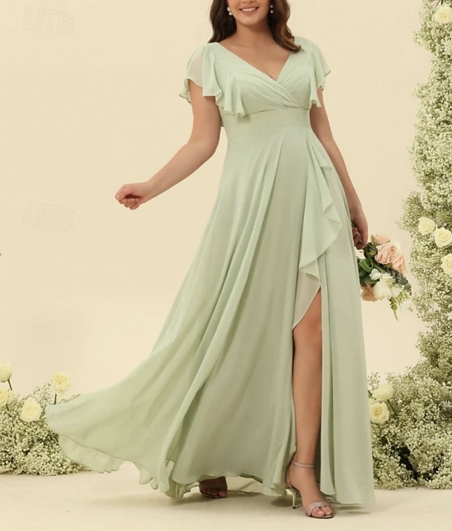 Linha A Vestido de Madrinha Decote V Manga Curta Elegante Longo Chiffon com Fru-Fru / Franzido 2022 de 2025 por $158.99 –P3