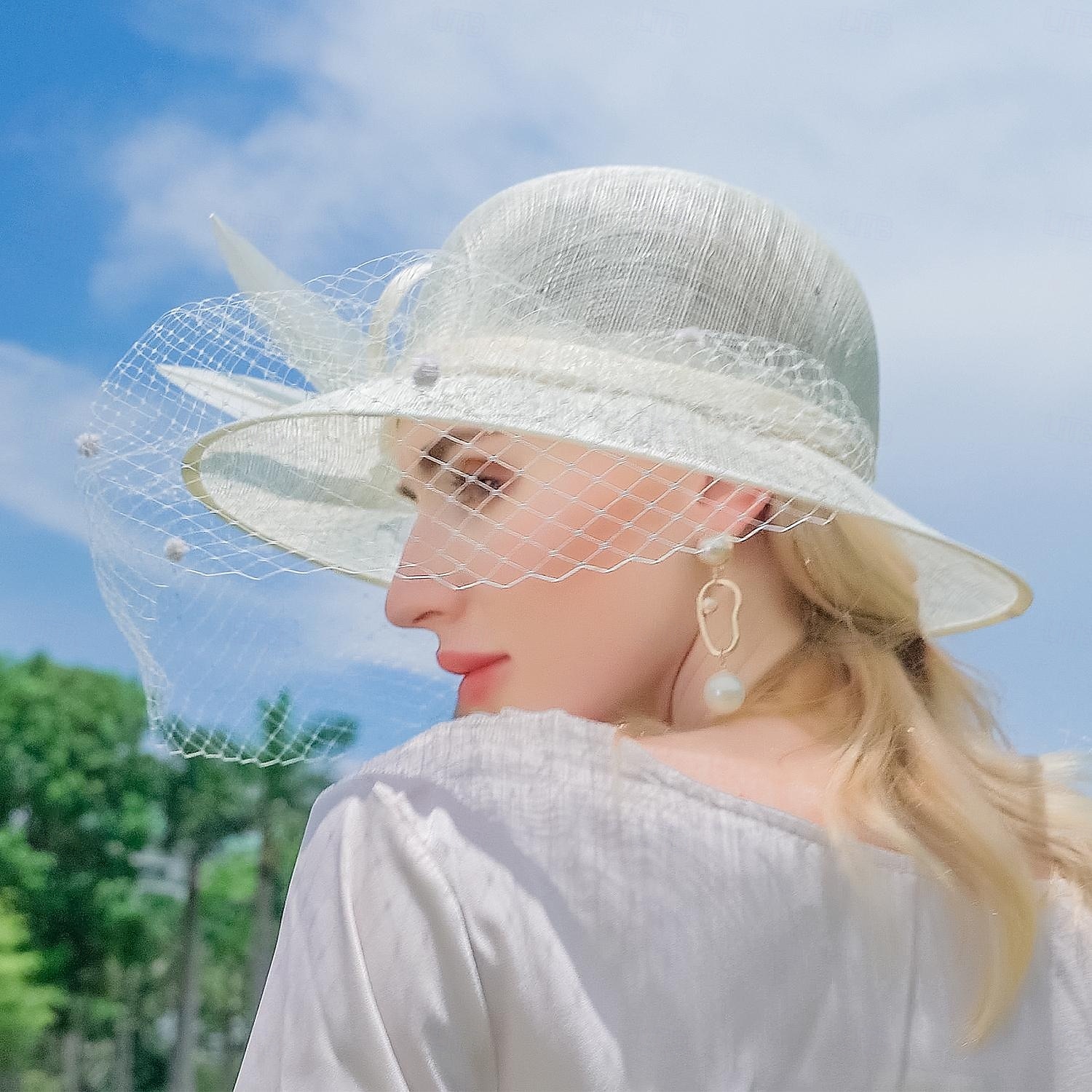 kapelusze lniany melonik / kapelusz typu cloche kapelusz wiaderkowy kapelusz przeciwsłoneczny wesele przyjęcie herbaciane eleganckie wesele z piórkowym łączeniem nakrycie głowy nakrycie głowy 2025 - $55.99 –P18