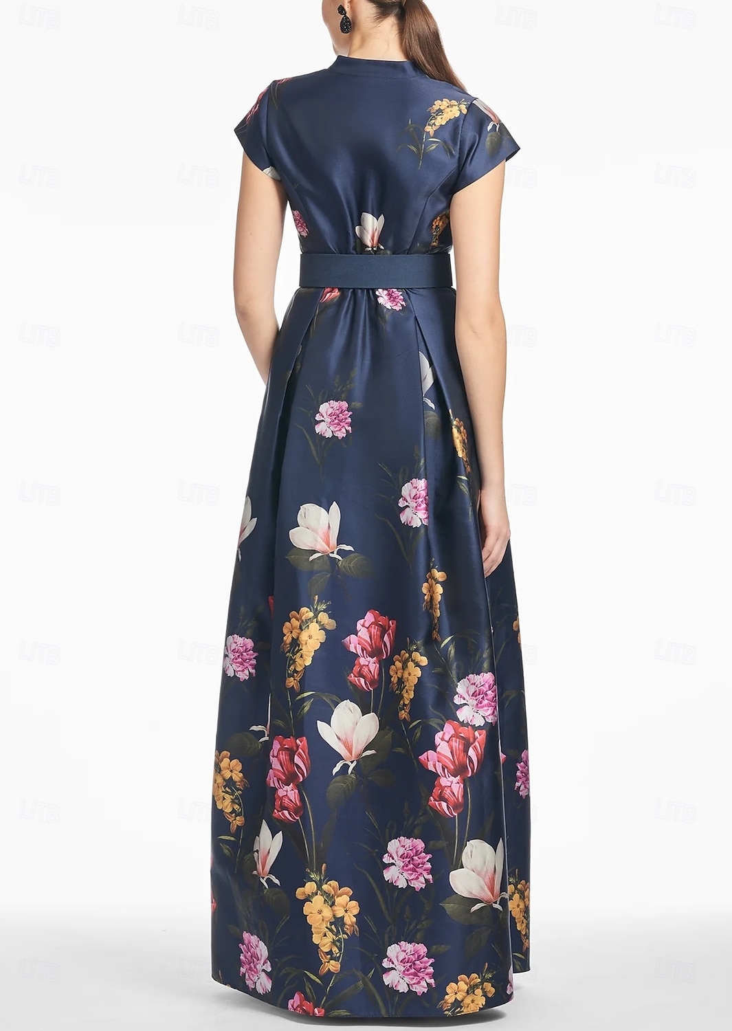 Vestido de Festa A-Line com Fenda Alta para Convidadas de Casamento Comprimento de Chão Manga Curta Decote V Bolso de Cetim com Estampa Floral Vestido com Fenda Vestido para Dia de Corrida Vestido de 2025 por $179.99 –P2
