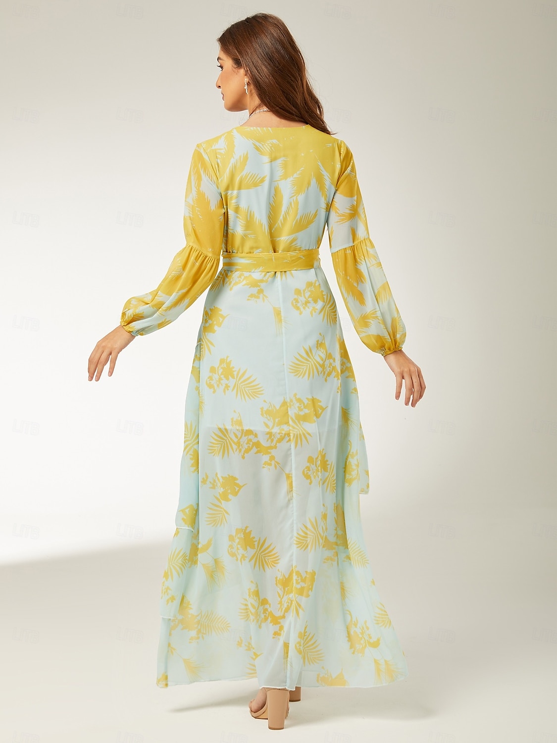 A-Linje Festkjoler Blomster Kjole Bryllups gjest Ferie Gulvlengde Lang Erme V Utenkropp Polyester med Mønster Stroppe Bryllups gjest Kjole 2025 2025 - $86.99 –P2
