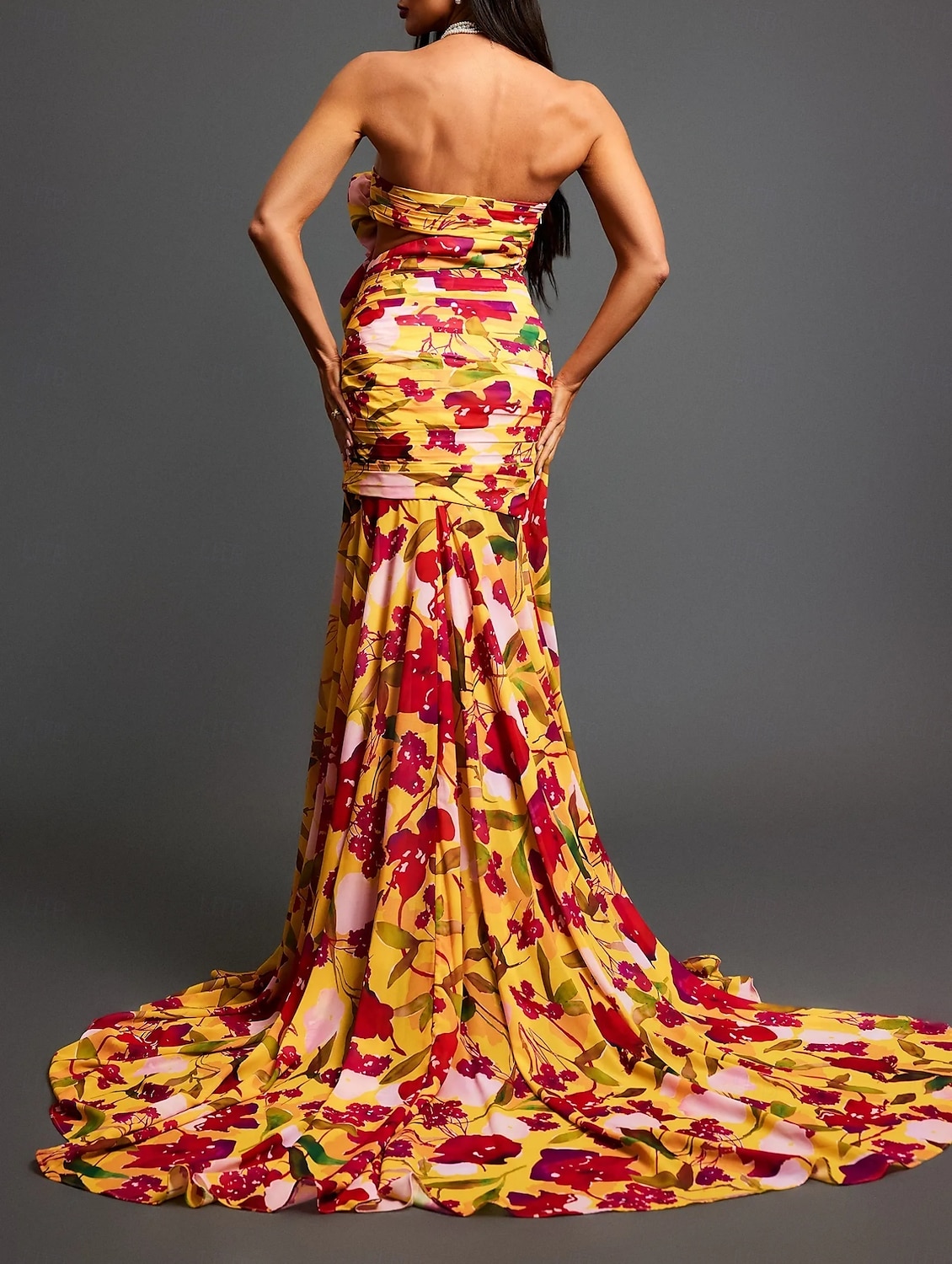 Meerjungfrau-/Trumpet-Abendkleid Partykleid Abendveranstaltung Black Tie Gala Gericht Bahnen ärmellos schulterfrei Chiffon rückenfrei mit Blumenmuster Schlitz Hochzeitsgast-Kleid 2025 - zł735.99 –P2