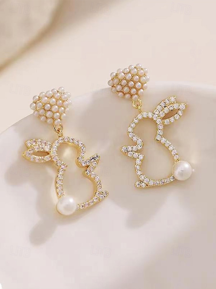 Boucles d'oreilles lapin de Pâques pour femme - motif cœur avec détails en cristal et ornements en perles, jolies boucles d'oreilles pour femme plaquées or, parfaites pour Pâques, les fêtes de printemps et les sorties décontractées de 2025 ? $7.99 –P4