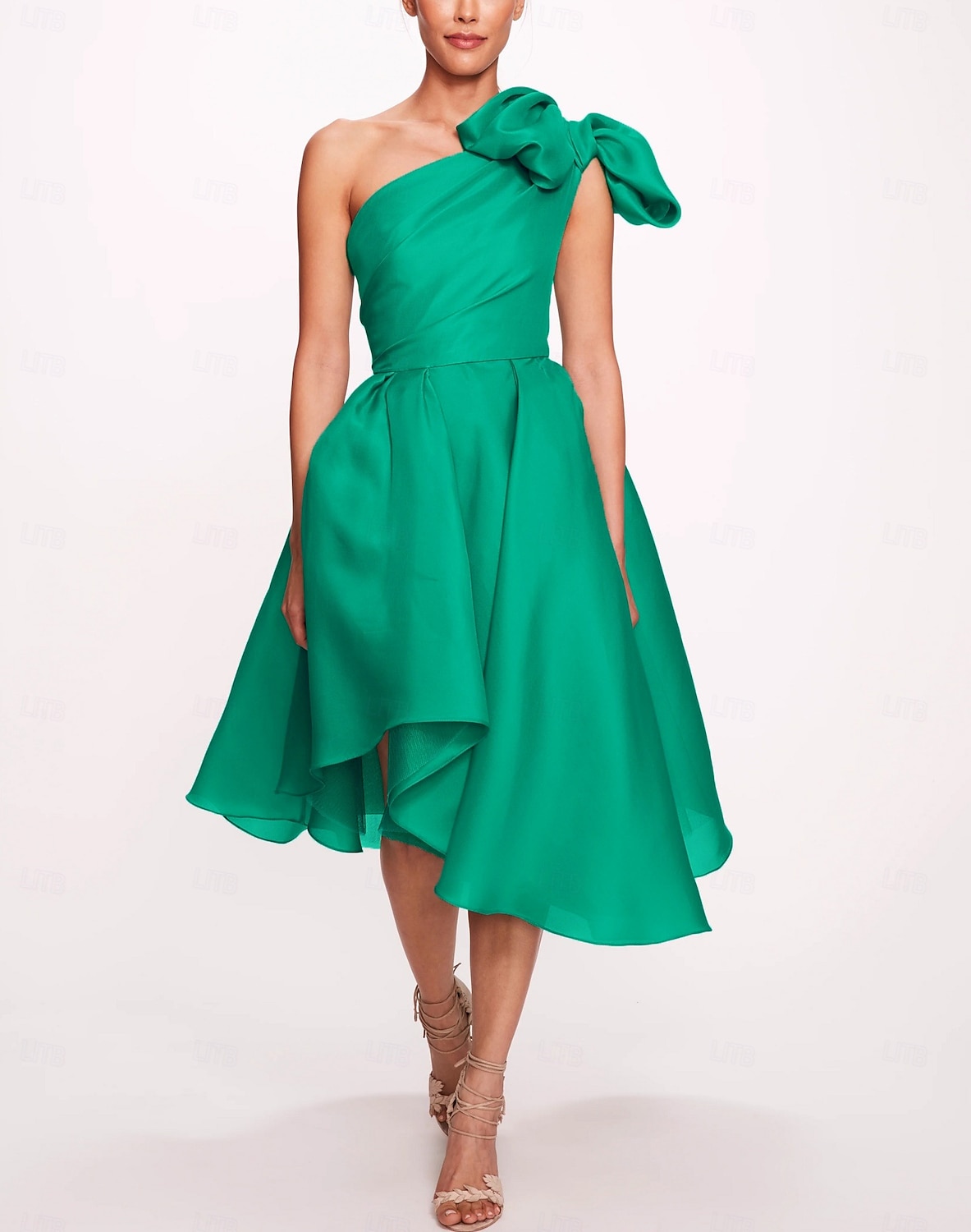 Robe cocktail en A élégante robe formelle mariage longueur thé sans manches une épaule satinée avec fente froncée robes de 2025 ? $178.99 –P2