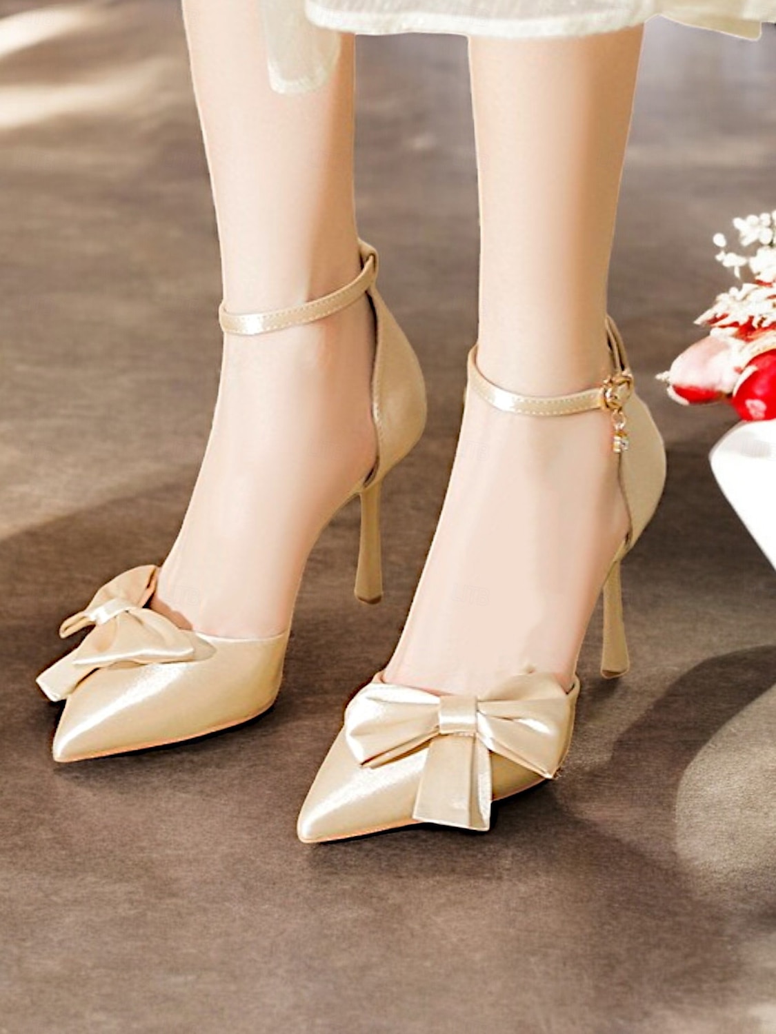 Champagnerfarbene Pumps mit Fesselriemchen und Schleife – elegante Damen-Stilettos mit spitzer Spitze für Hochzeiten und besondere Anlässe 2025 - $54.99 –P2