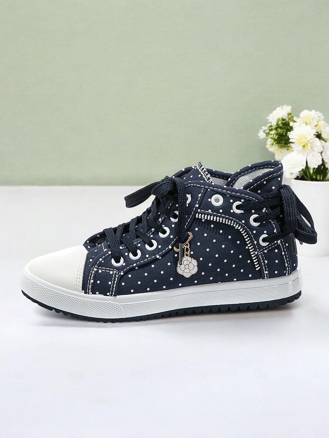 baskets montantes en toile à pois pour femmes – chaussures décontractées en denim à lacets avec charme floral, streetwear élégant pour un usage quotidien et en voyage de 2025 ? $24.99 –P6
