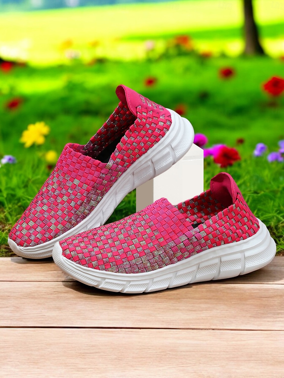 2025年 女性用スリッポンスニーカー - 通気性のある織りデザインと快適なソールで、春夏のカジュアルなお出かけに最適です。  コレクション – $32.99 –P4