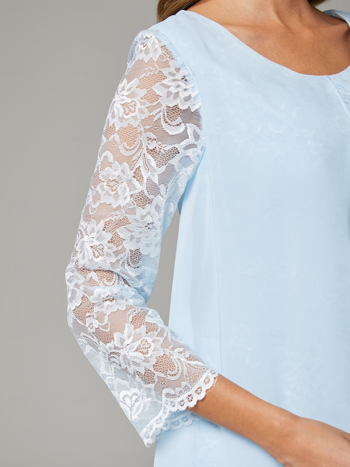 Vestido A-Line de Mãe da Noiva Elegante Plus Size Gola Redonda Comprimento Até o Joelho Chiffon Renda Manga Longa com Renda 2025 de 2025 por $149.99 –P5