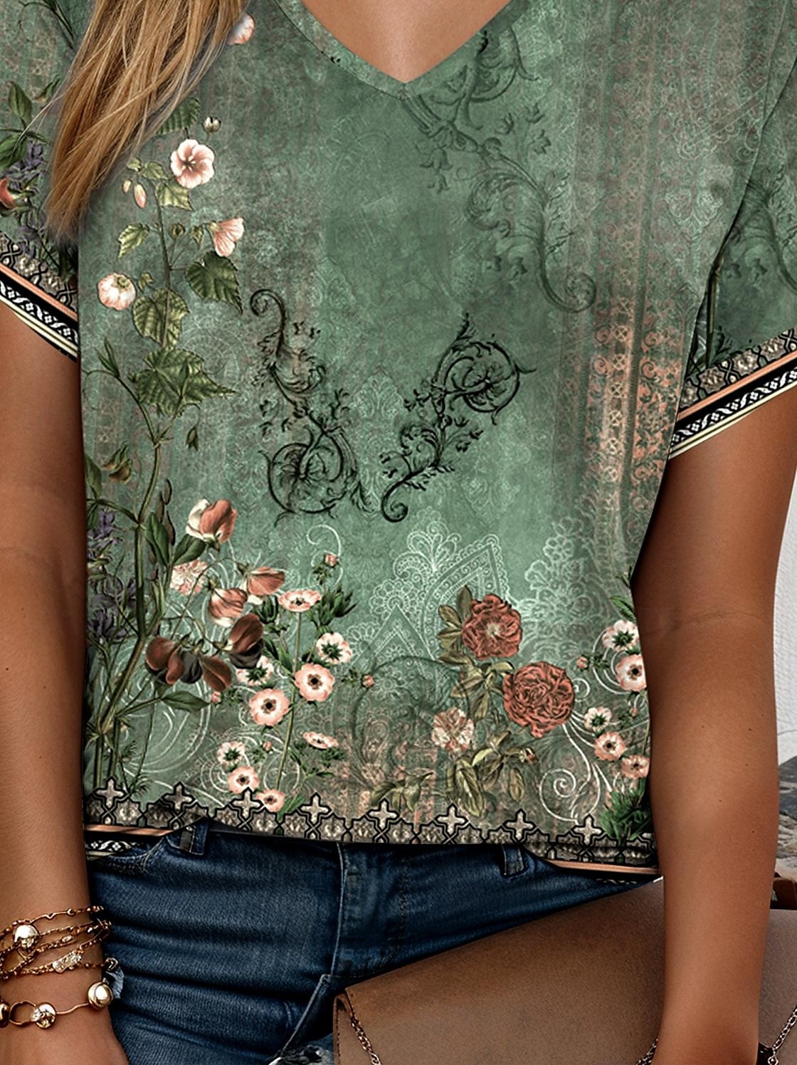 St. Patrick Women's T Shirt Ombre Floral Graphic Elegant Vintage Casual Short Sleeve V Neck Regular Tops Daily Weekend Vacation Wear Print Sage Green Summer 2025 - $19.99 –P4