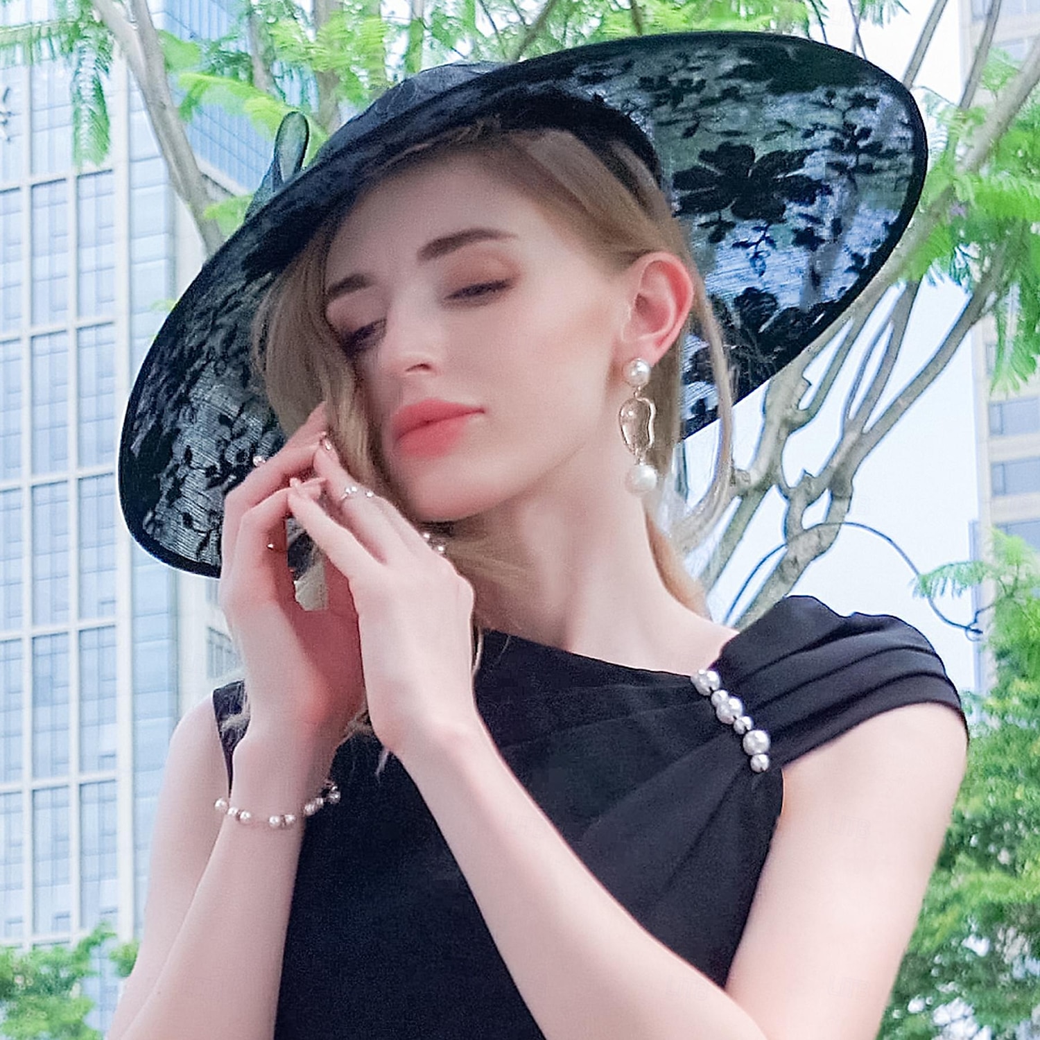 Hatter Linfrø Bowlerhatter Solhatt tallerkenhatt Bryllup Te Fest Elegant Bryllup Med Sløyfe Blonder Hodeplagg Hodeplagg 2025 - $60.99 –P2