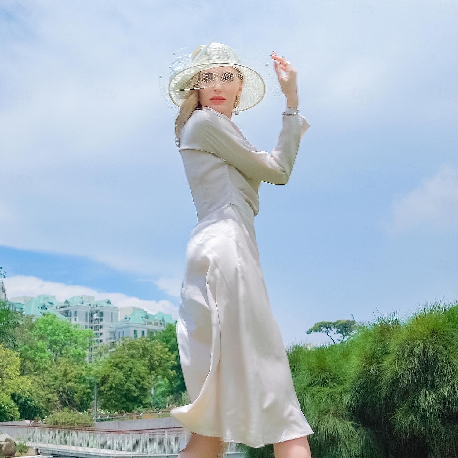 kapelusze lniany melonik / kapelusz typu cloche kapelusz wiaderkowy kapelusz przeciwsłoneczny wesele przyjęcie herbaciane eleganckie wesele z piórkowym łączeniem nakrycie głowy nakrycie głowy 2025 - $55.99 –P19