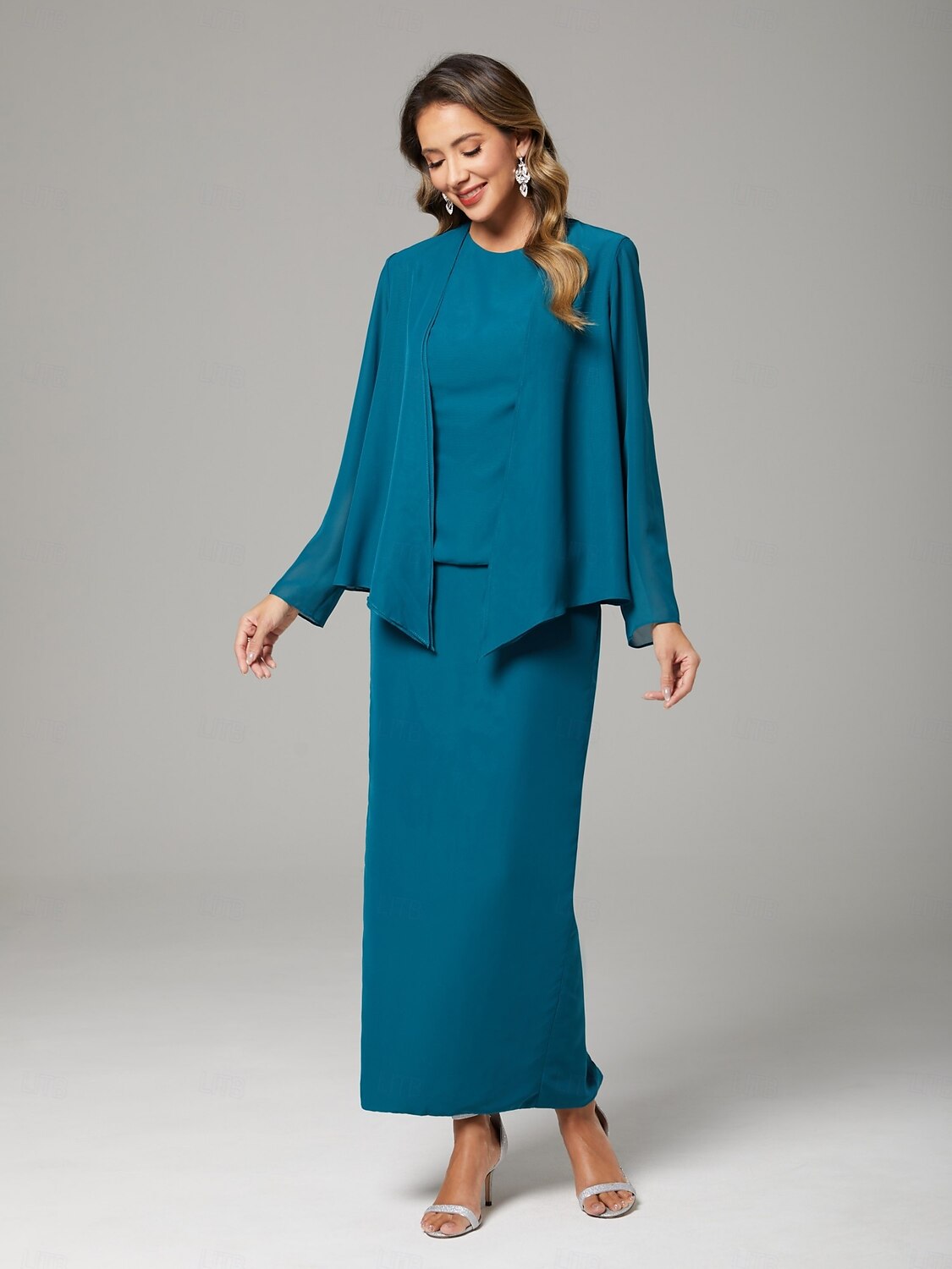 Deux Pièces Fourreau / Colonne Robe de Mère de Mariée  Elégant Encolure dégagée Longueur Sol Mousseline de soie manche longue Echarpe incluse avec Couleur Pleine 2025 de 2025 ? $144.99 –P3
