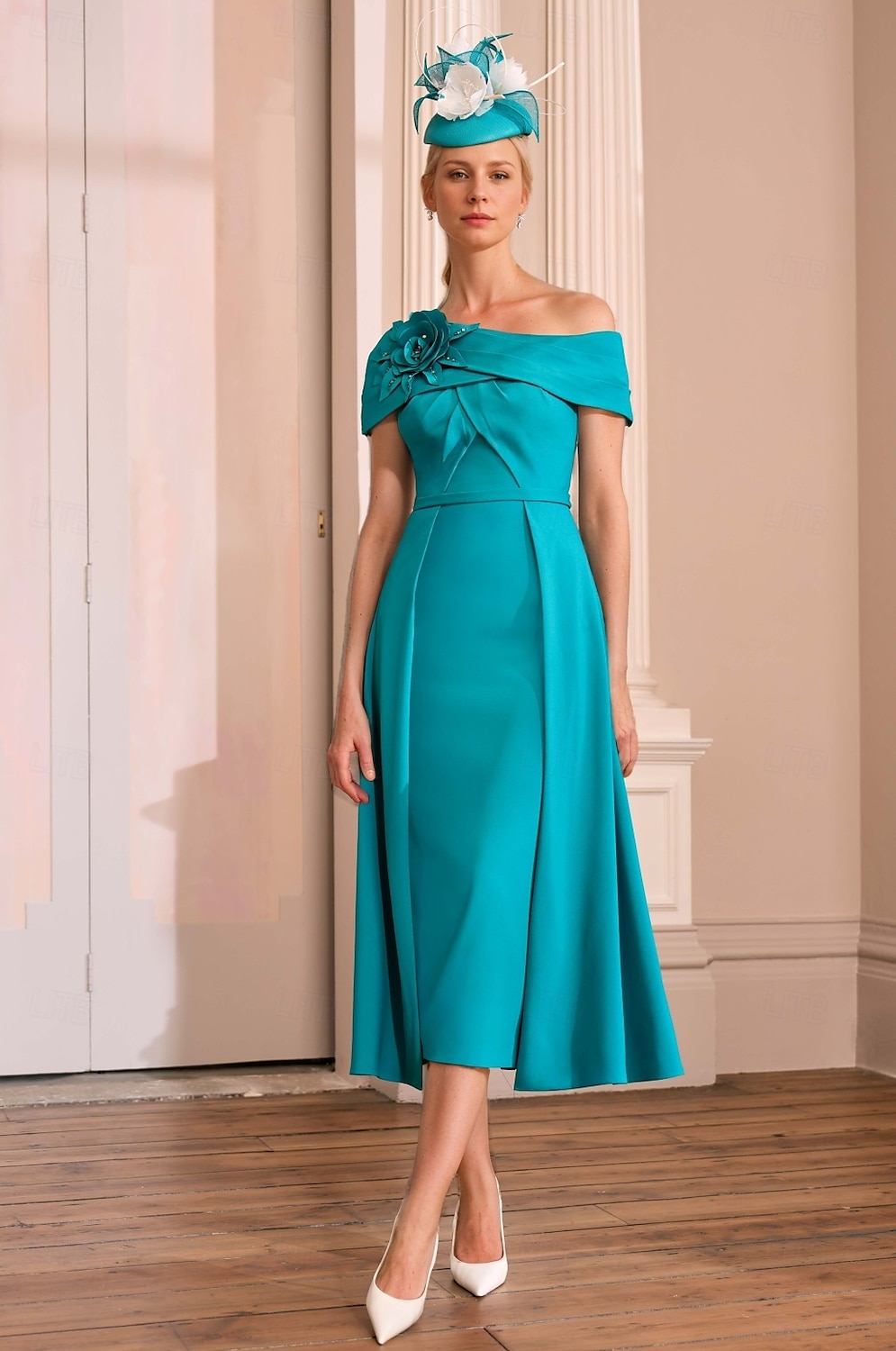 Robe de cocktail A-Line Robe élégante Formelle Mariage Longueur aux chevilles À manches courtes Une épaule Satin avec Fleur d'épaule Robes de 2025 ? $164.99 –P2