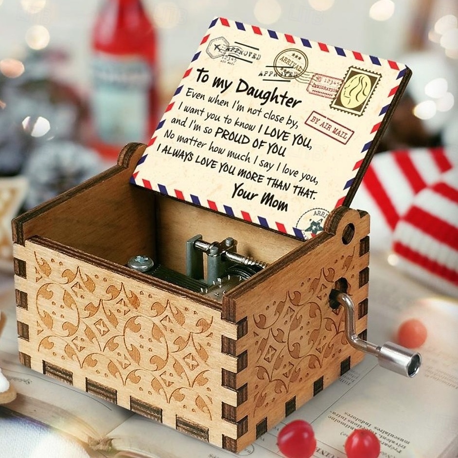 Houten Laser Gegraveerde 1PC Muziekdoos - Kleurrijke Muziekdoos Speelt You Are My Sunshine - Moeder Naar Dochter Cadeaus voor Verjaardag/Moederdag/Dankzegging Kerstcadeau 2026 - $9.99 –P7