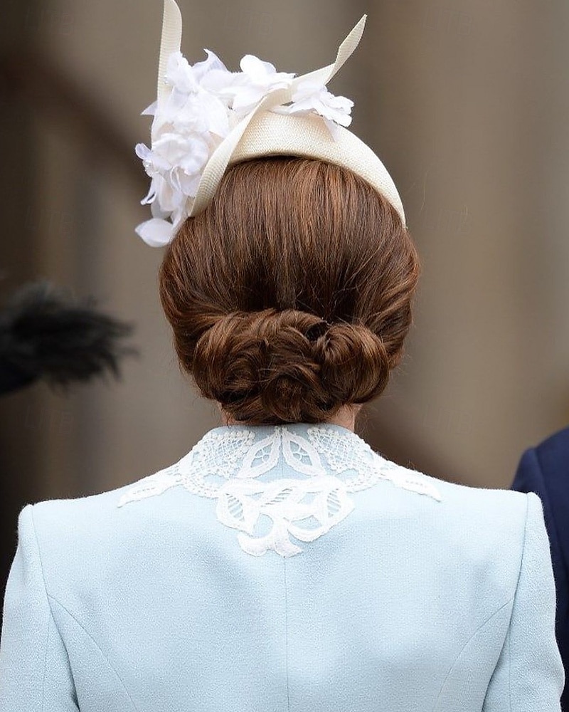Robe mère de la mariée colonne/vêtement élégant vintage simple col en V longueur thé en crêpe dentelle à manches longues avec appliques robe midi de 2025 ? $158.99 –P3