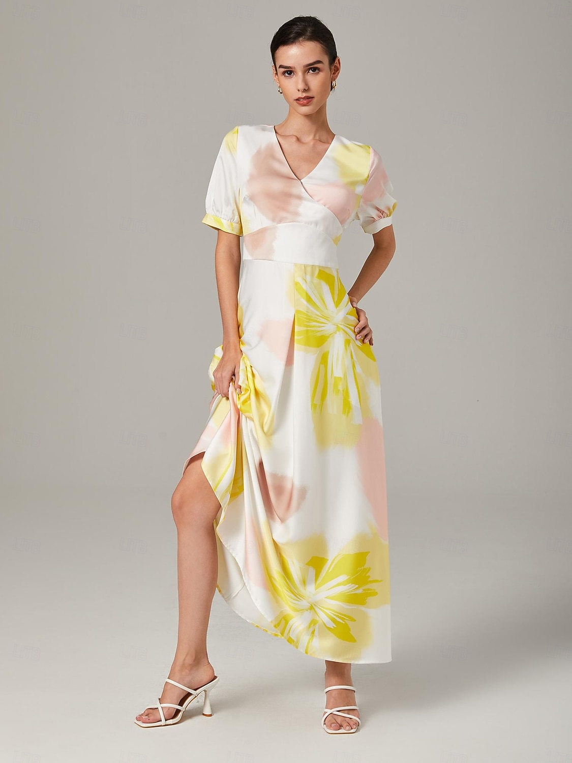 abito midi elegante e svolazzante con macchie floreali del 2025 a $93.99 –P5