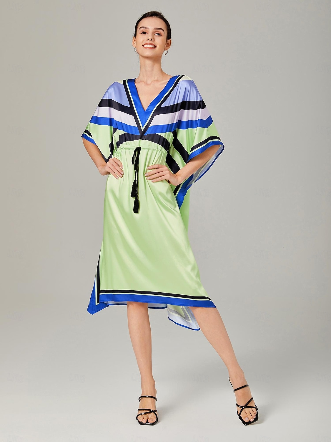 robe ample à cordon coulissant en satin à motif géométrique de 2025 ? $66.99 –P1