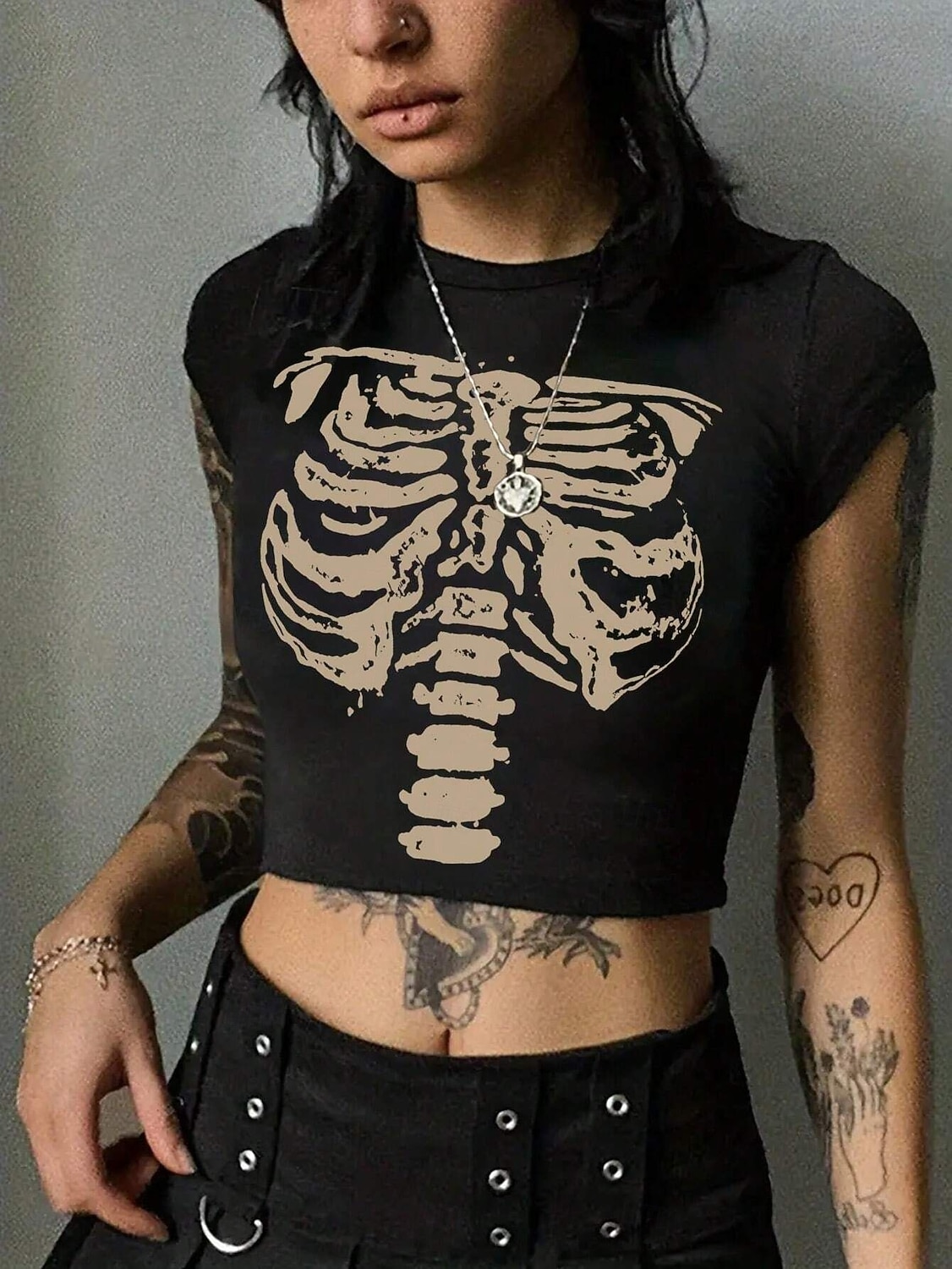 Punk y gótico Top corto Camiseta Chica gótica Calavera Disfraz Mujer Víspera de Todos los Santos Carnaval Casual Diario Adulto Camiseta Verano 2026 - $10.99 –P2