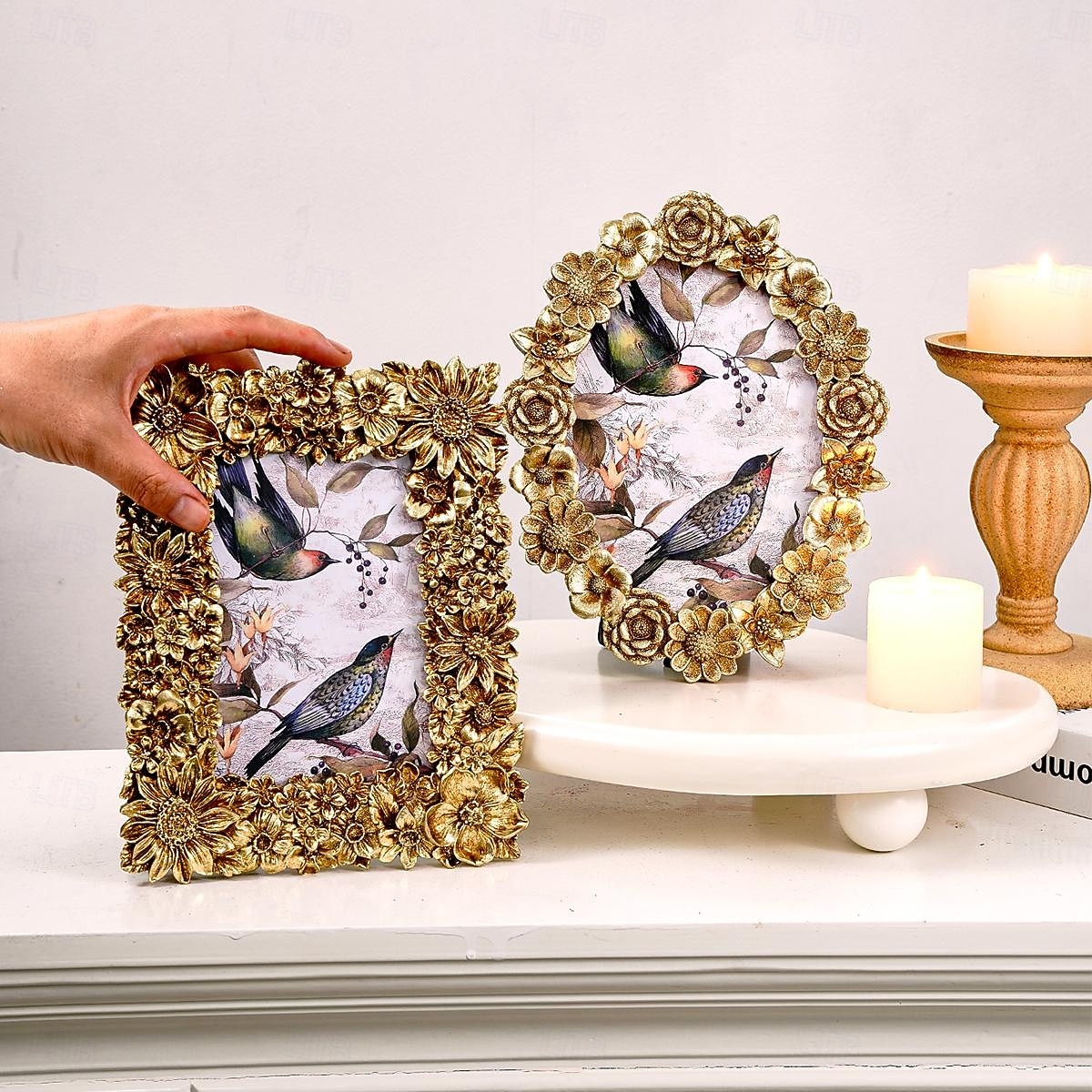 cadre photo décoratif floral 3D doré, cadre ovale de 5,7 pouces &Cadre rectangulaire 4x6 pouces, cadre photo de table en résine, affichage horizontal et vertical pour la décoration intérieure et les de 2025 ? $12.59 –P9