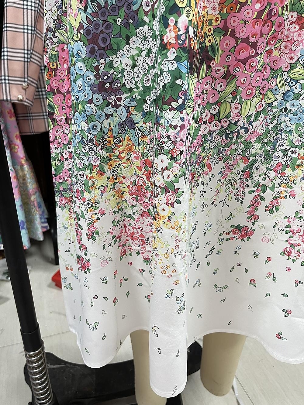 Damen kleid lang Weißes Kleid Leinenkleid Boho-Kleid Kleid drucken Romantisch Klassisch elegante kleider Puffärmel Urlaub Täglich Festtage Lockere Passform Graphic Blume Halbe Ärmel V Ausschnitt Weiß 2025 - $24.99 –P4