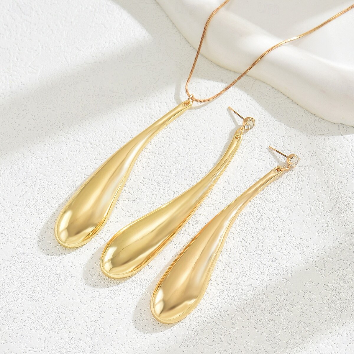 Set di gioielli 1 set Lega 1 collana Orecchini Per donna Di tendenza Parure di gioielli Per Feste Invitati del matrimonio del 2025 a $11.99 –P5