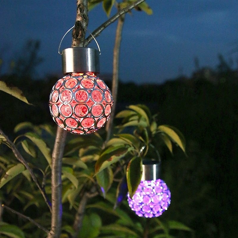 2 pezzi di luci esterne a LED solari, lampadari appesi, lanterne esterne impermeabili con luce che cambia colore per decorazioni per le feste in giardino, balcone, cortile del 2025 a $16.99 –P5