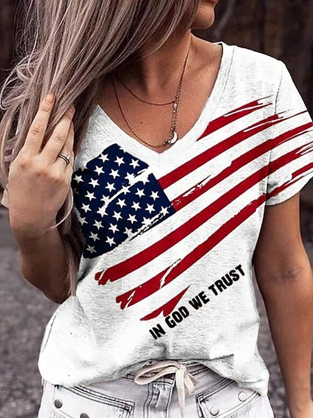 Kvinnens patriotiske bluse flagg uformell rød hvit og blå kortermet V-hals vanlig topp daglig trykk hvit sommer vår 2025 - $19.99 –P1