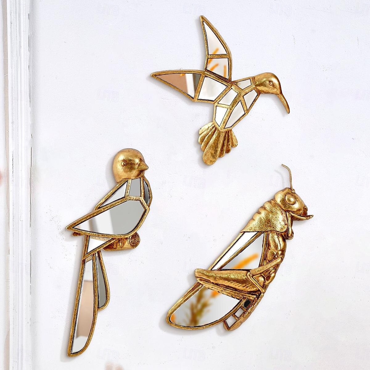 decorazione da parete in resina dorata con passero e cavalletta, design con intarsi a specchio, ornamento unico da appendere per gli amanti degli uccelli, decorazione per la casa, le feste e lo zoo del 2025 a $19.99 –P1