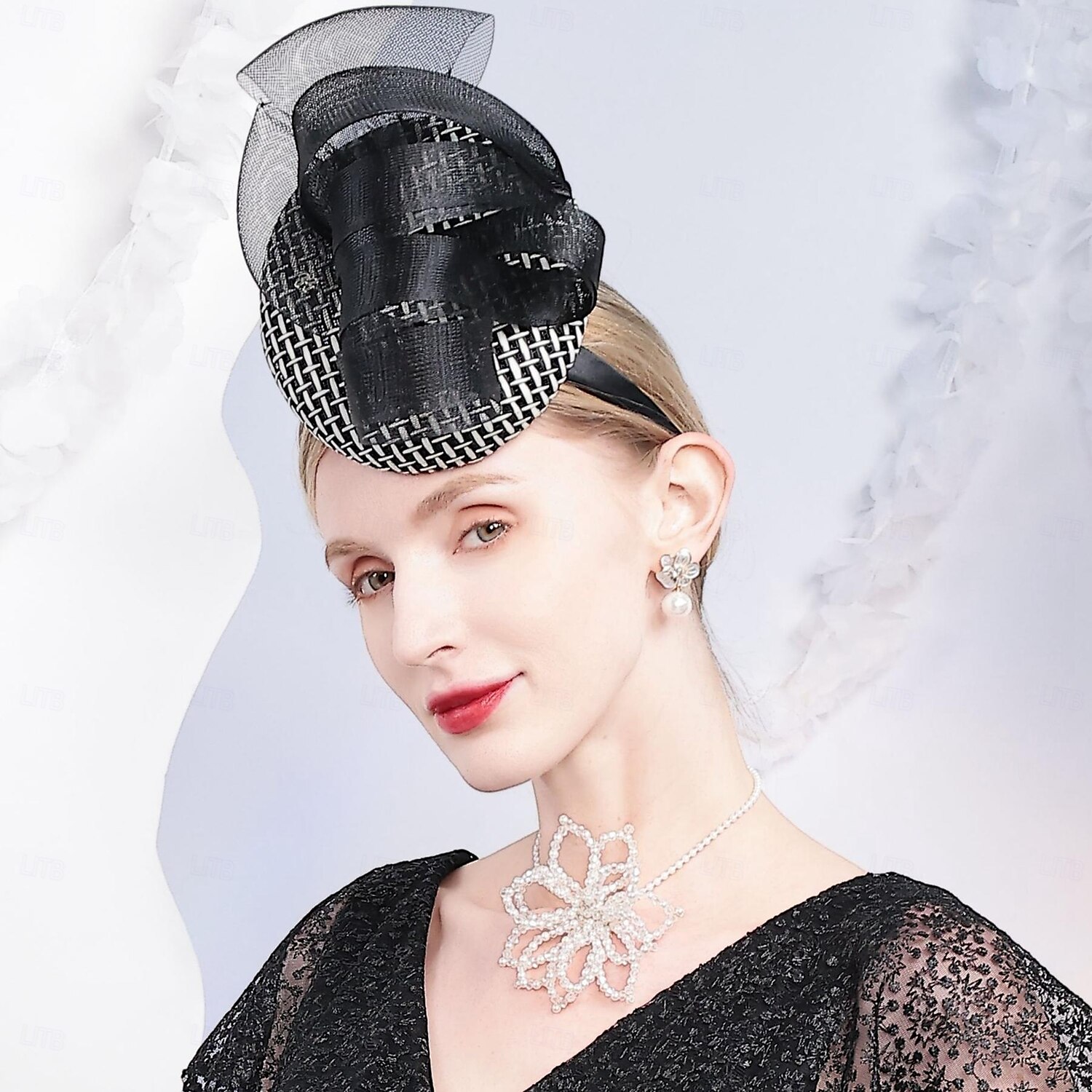 kalapok tüllszálas tányér / cloche kalap csészealj kalap pillbox sapka esküvői tea party elegáns esküvő szalagokkal fejdísz fejfedő 2025 - $37.99 –P4