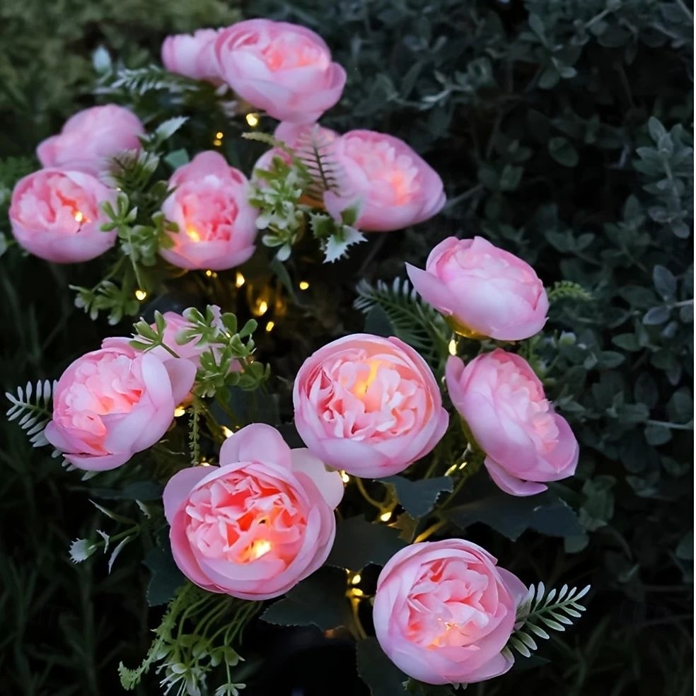 Lot de 2 lampes solaires en forme de fleur pour extérieur, éclairage de paysage, de terrasse, de jardin, étanche, pour jardin, terrasse, pelouse, clôture, décoration de vacances de 2025 ? $44.99 –P2