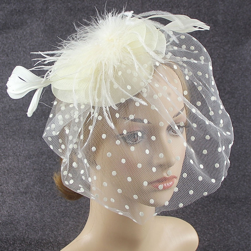 Fascinátory Polyester 30. léta Se širší krempou Závojový klobouk Čajový dýchánek Kentucky Derby Dostih Dámský den koktejl Elegantní Vinobraní Jednoduchý S Peří MiniSpot Přílba Pokrývky Hlavy 2025 - $18.99 –P4