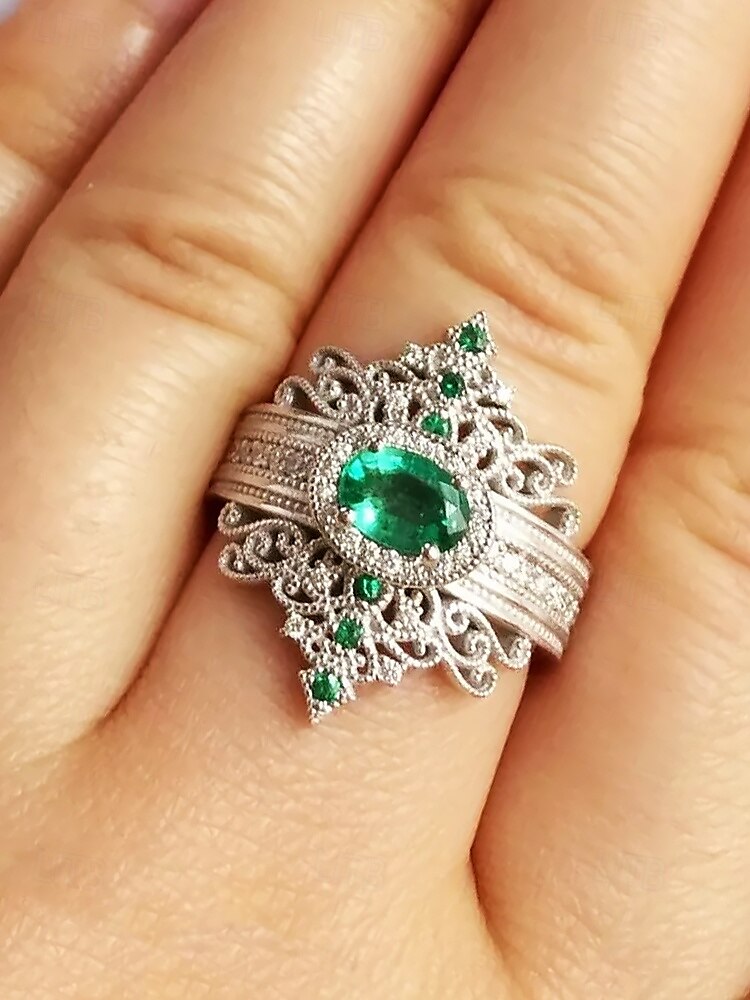 Bague couronne émeraude vintage pour femme – bijoux élégants d'inspiration royale pour fiançailles, mariages et occasions spéciales de 2025 ? $11.99 –P2