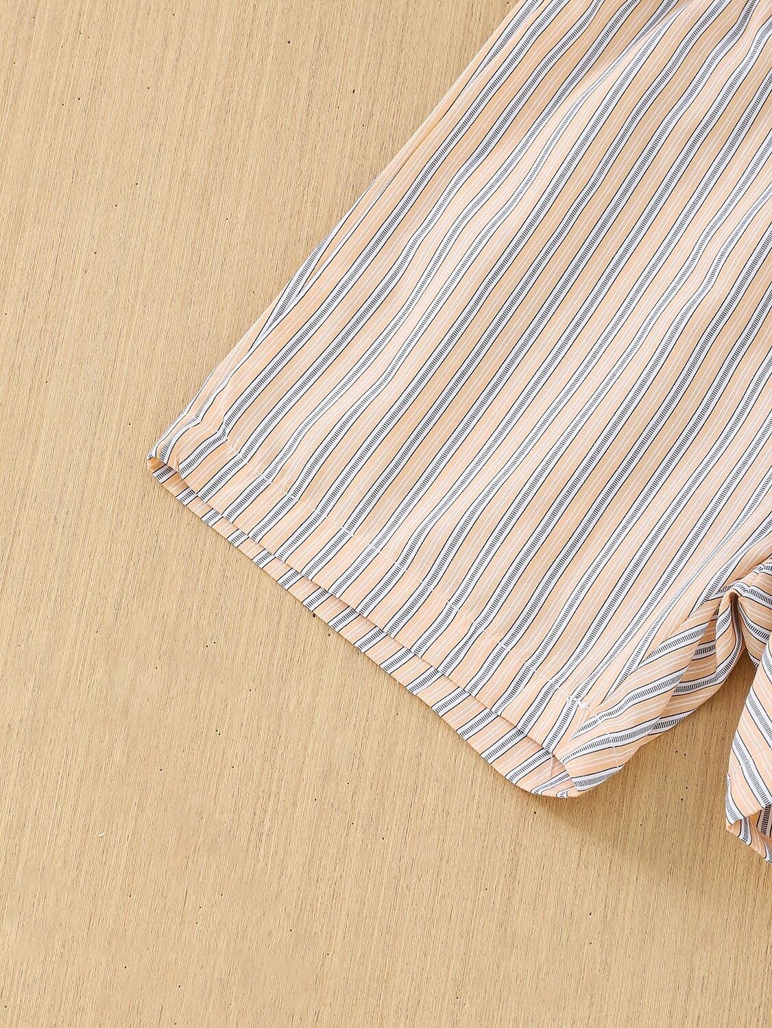 2 osainen Taapero Poikien T-paita ja shortsit Asu Raita Lyhythihainen Sivuraita Aseta Koulu Muoti Päivittäin Kesä 4-7 vuotta Khaki 2025 - $17.49 –P6